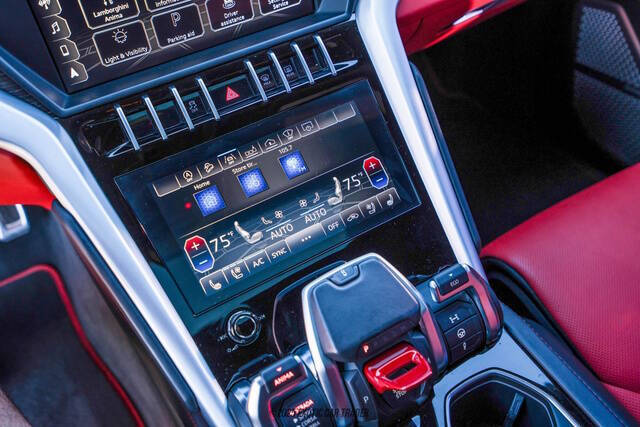 2019 Lamborghini Urus