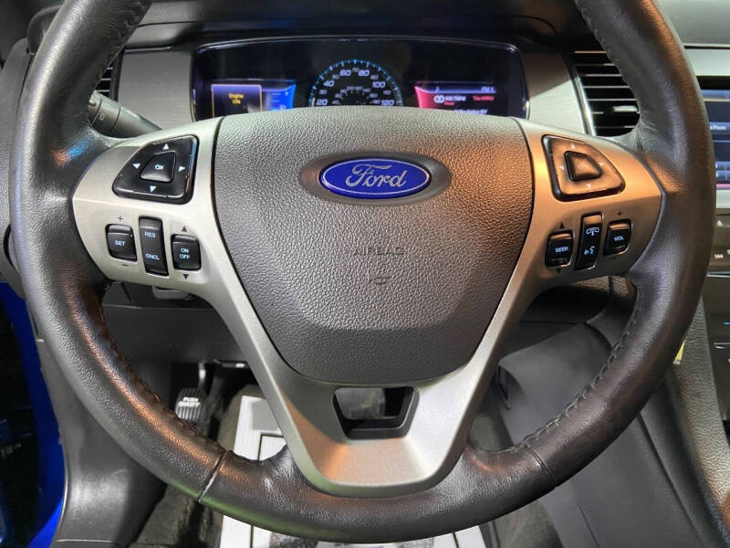 2013 Ford Taurus SEL