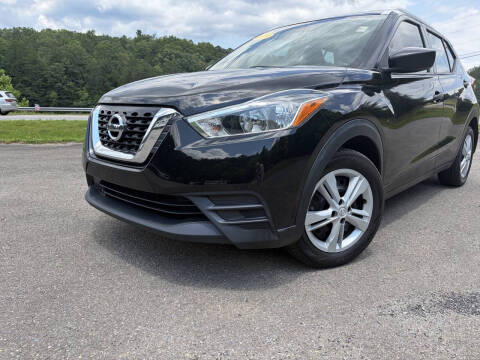 2019 Nissan Kicks S