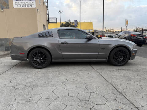 2013 Ford Mustang V6