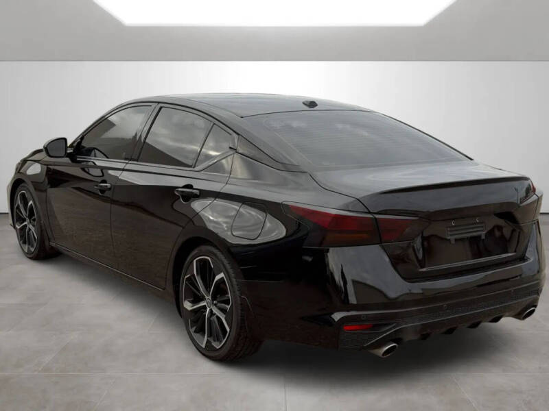 2023 Nissan Altima 2.5 SR