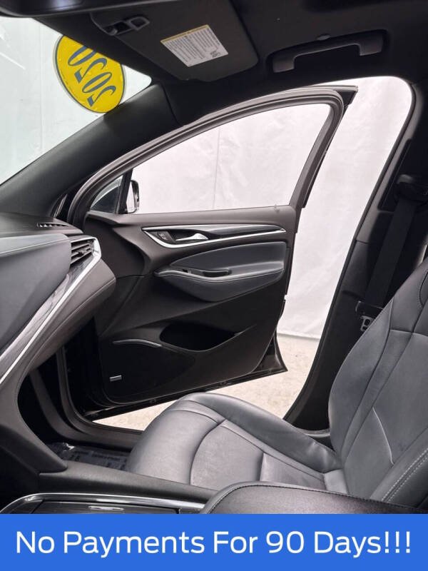 2022 Buick Enclave Essence