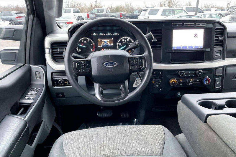 2024 Ford F-350 Super Duty XLT