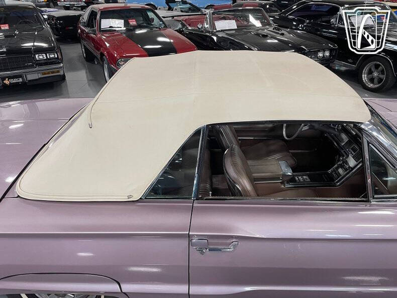 1964 Ford Thunderbird