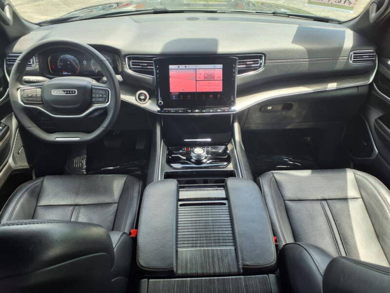 2023 Jeep Wagoneer Series II