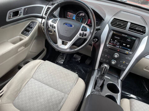 2011 Ford Explorer XLT