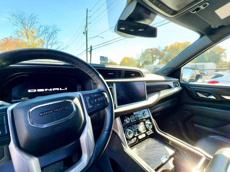 2023 GMC Yukon Denali