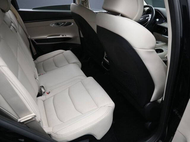 2023 Genesis GV70 2.5T Standard