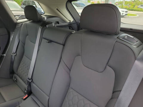 2026 Volvo XC60 B5 Core