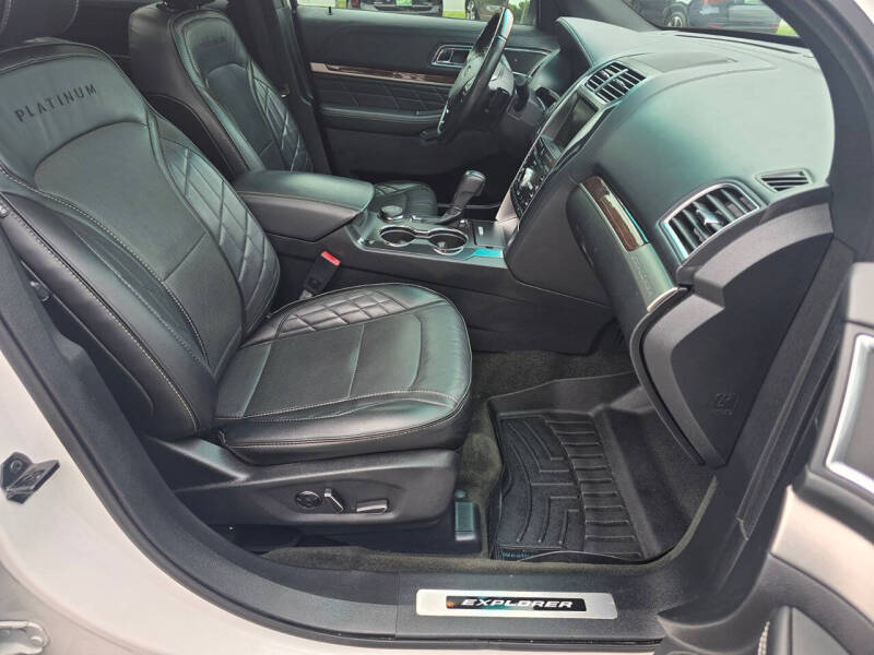 2016 Ford Explorer Platinum