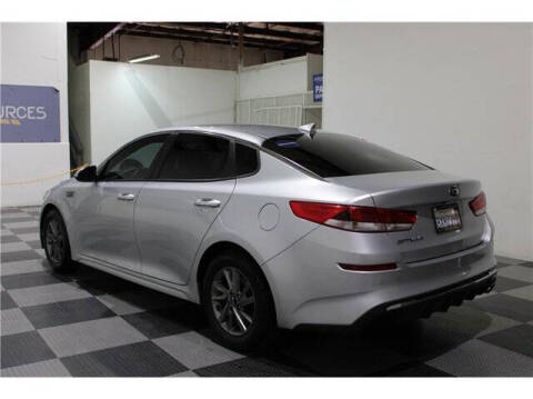 2020 Kia Optima LX
