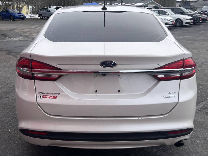 2018 Ford Fusion SE