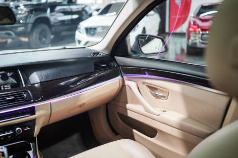 2015 BMW 5 Series 528i