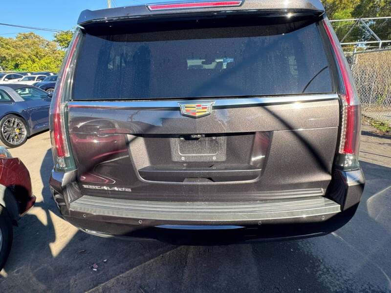 2017 Cadillac Escalade ESV Platinum