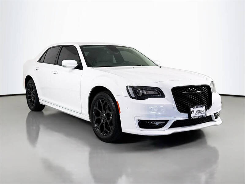 2023 Chrysler 300 Touring L