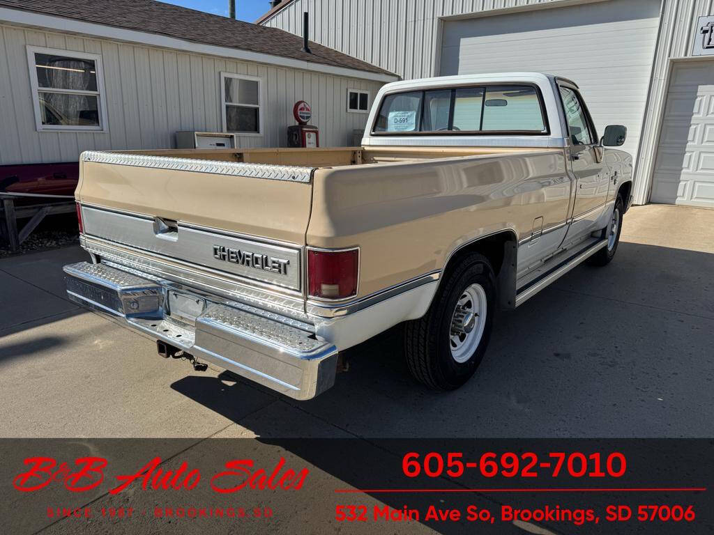 1987 Chevrolet R/V 20 Series 21