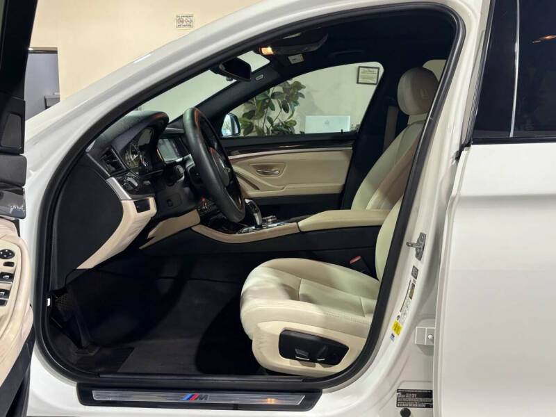 2014 BMW 5 Series 535i