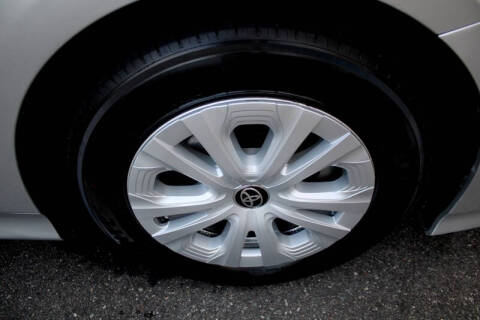 2020 Toyota Prius LE