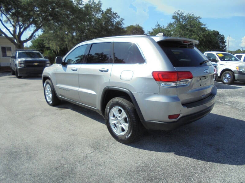 2017 Jeep Grand Cherokee Laredo