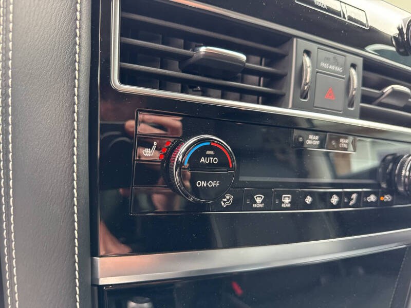 2022 Infiniti QX80 Premium Select