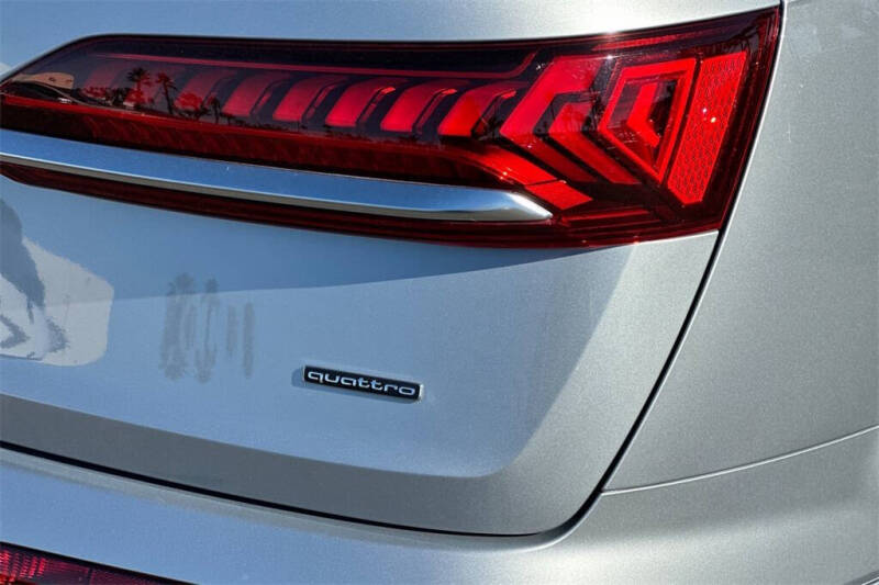 2023 Audi Q7 quattro Premium Plus 45 TFSI