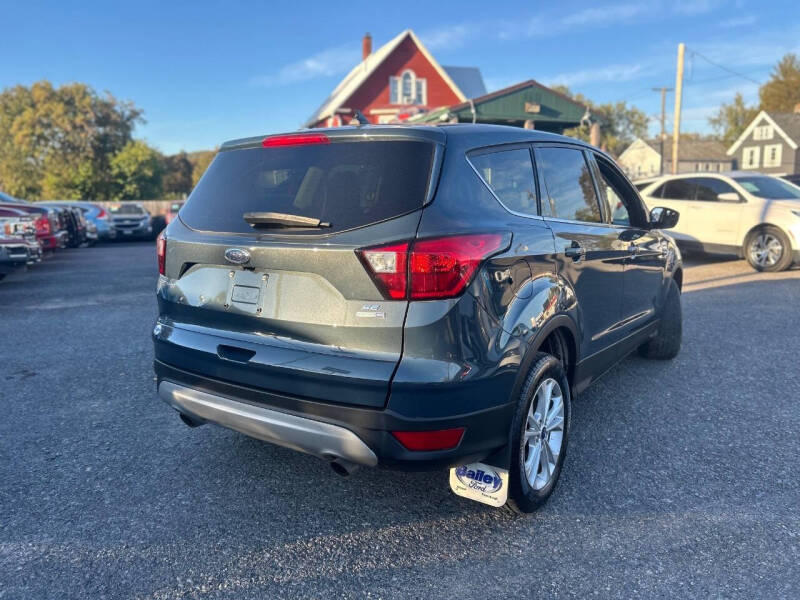 2019 Ford Escape SE