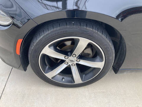 2017 Dodge Charger SE