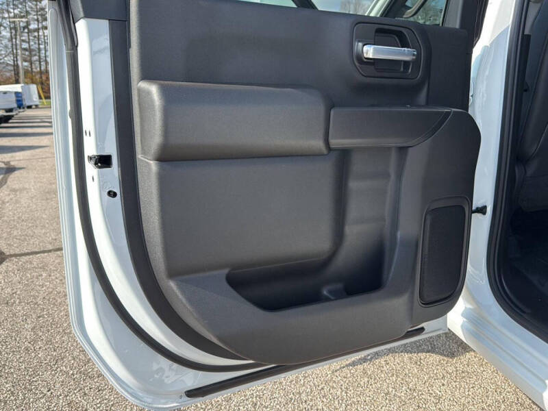 2026 Chevrolet Silverado 3500HD CC Work Truck