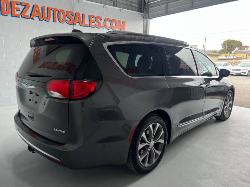 2020 Chrysler Pacifica Limited 35th Anniversary