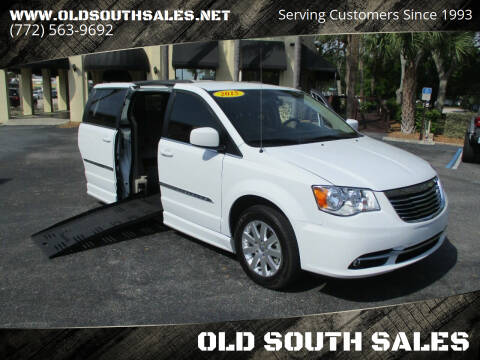 2015 Chrysler Town and Country for sale at OLD SOUTH SALES in Vero Beach FL