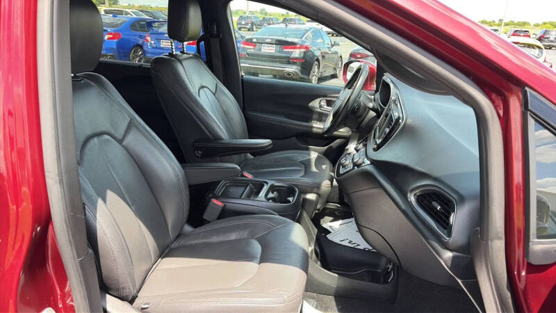 2019 Chrysler Pacifica Touring Plus