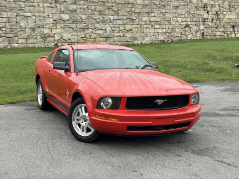 2007 Ford Mustang for sale at Car Hunters LLC in Mount Juliet TN