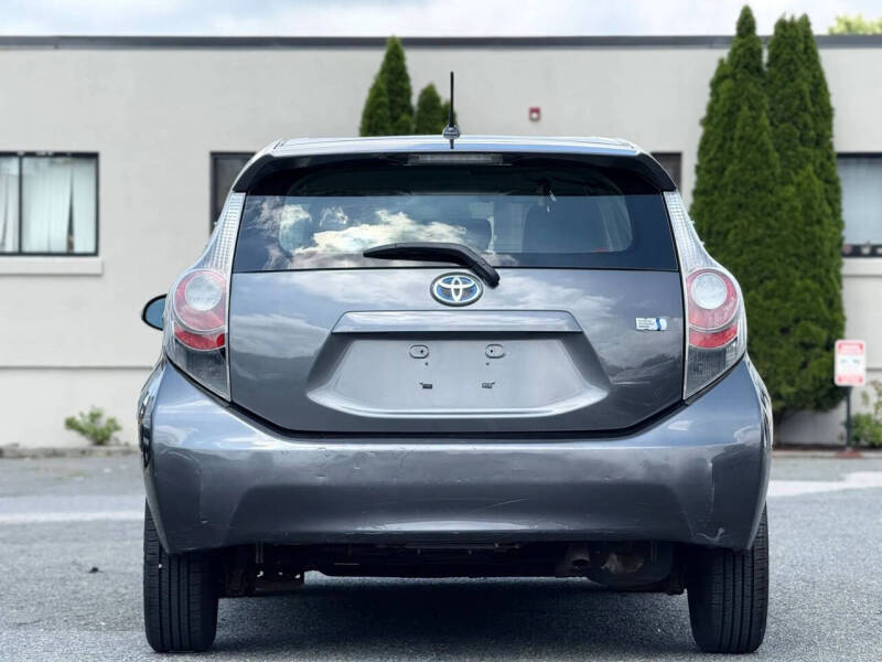 2012 Toyota Prius c