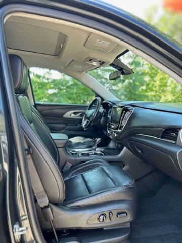 2020 Chevrolet Traverse LT Leather