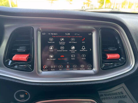 2019 Dodge Challenger SXT