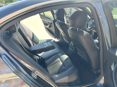 2017 BMW 3 Series 330e iPerformance