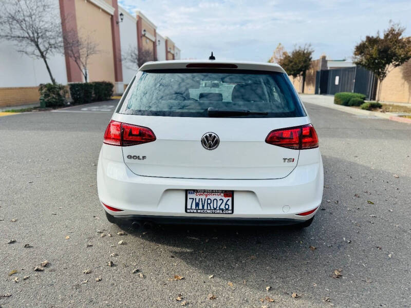 2017 Volkswagen Golf TSI S