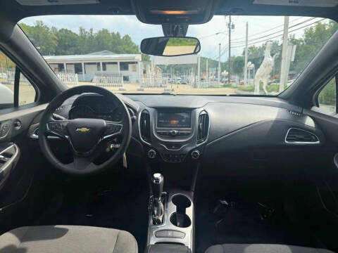 2017 Chevrolet Cruze LT Auto