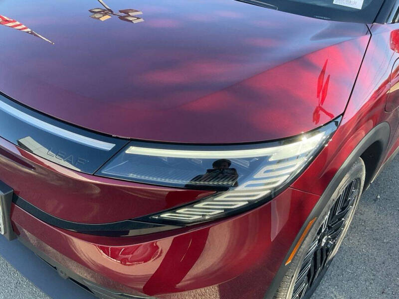 2026 Nissan LEAF Platinum+