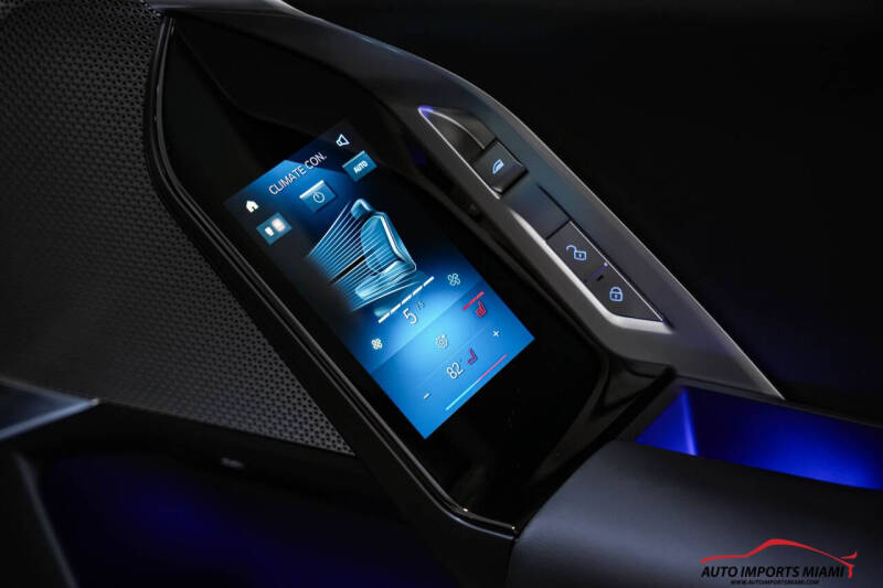 2025 BMW 7 Series 740i