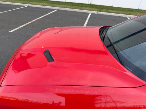 2016 Dodge Challenger SXT Plus
