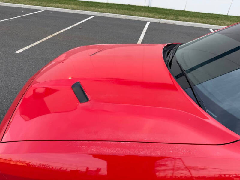 2016 Dodge Challenger SXT Plus