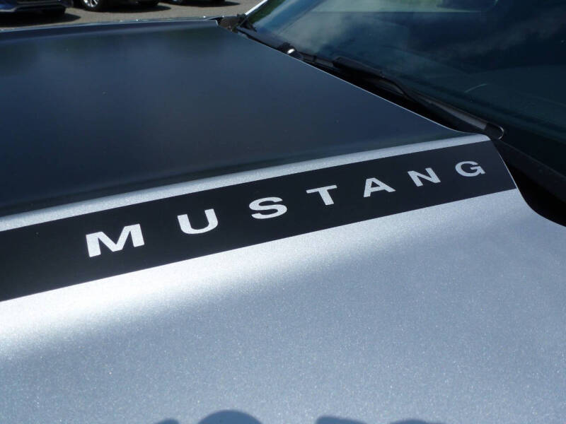 2016 Ford Mustang V6