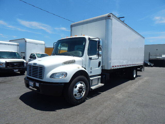 2016 Freightliner M2 106
