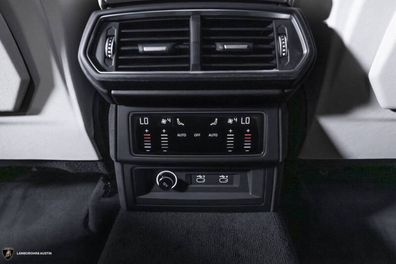 2025 Lamborghini Urus SE