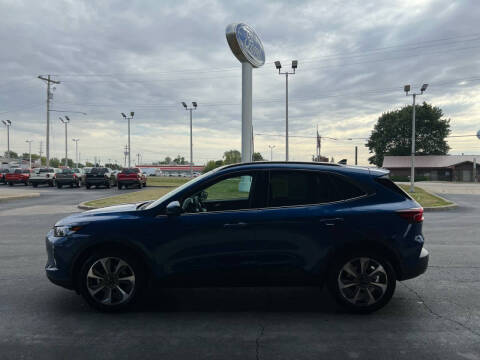 2023 Ford Escape Platinum