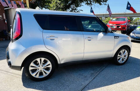 2016 Kia Soul +