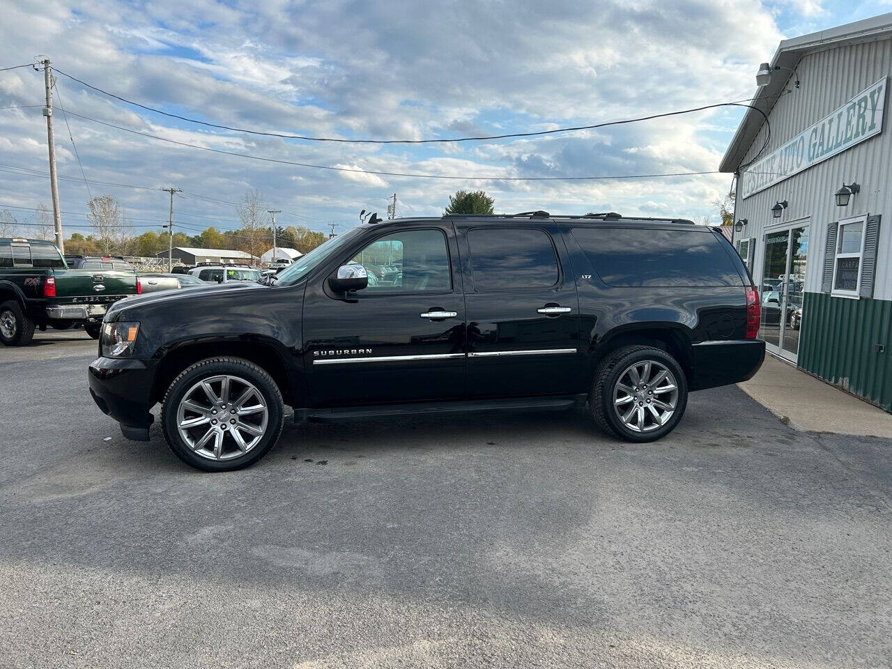 2014 Chevrolet Suburban for sale at Upstate Auto Gallery in Westmoreland, NY