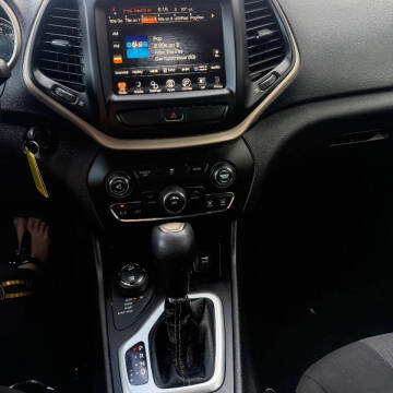 2017 Jeep Cherokee Latitude