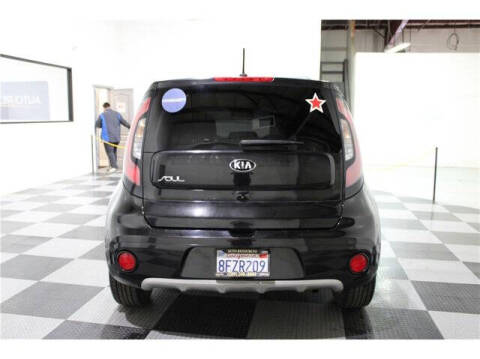 2019 Kia Soul +